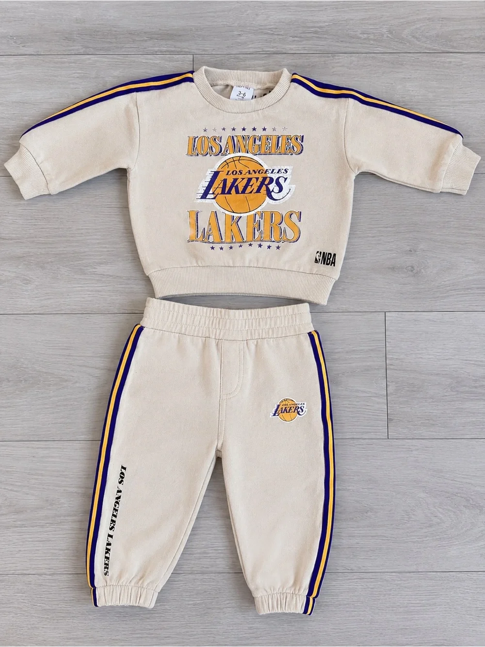 NBA Baby Set 3-6M Cream Los Angeles Lakers Sweatshirt Joggers